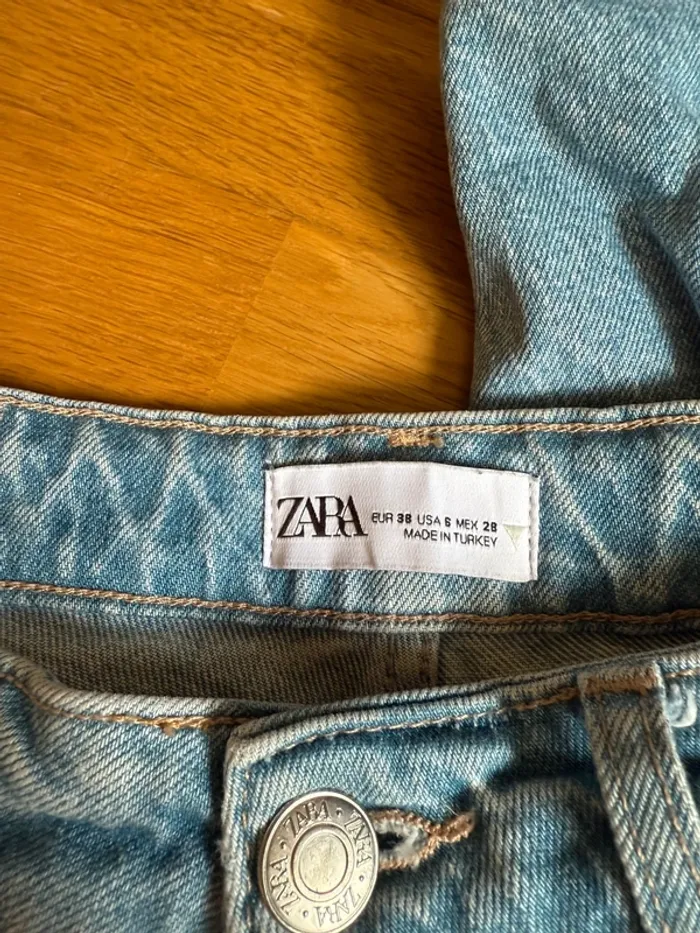 Jean droit Zara - photo numéro 3