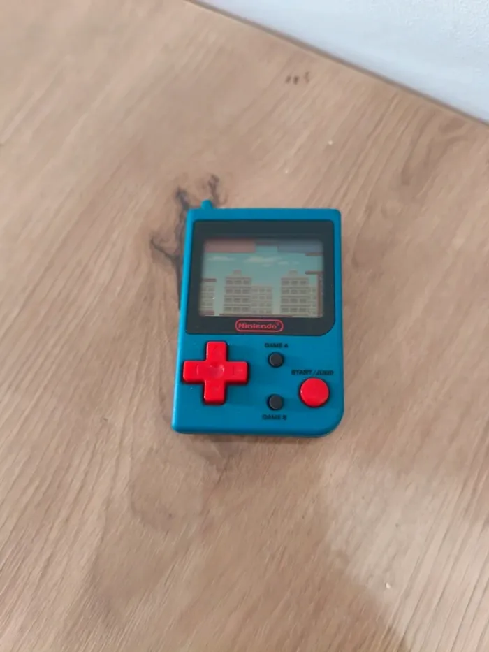 Jeu électronique vintage Nintendo spiderman - photo numéro 2