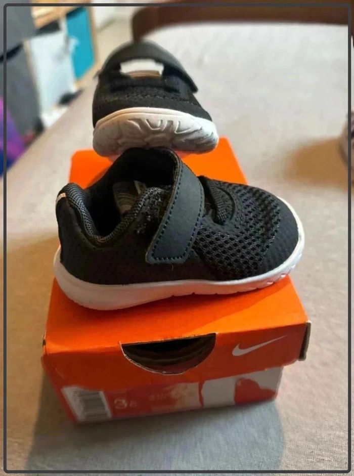 Nike flex pointure 18.5 - photo numéro 2