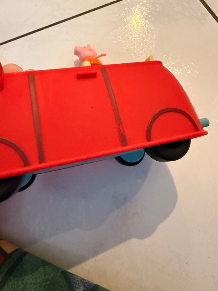 Voiture peppa pig - photo numéro 4