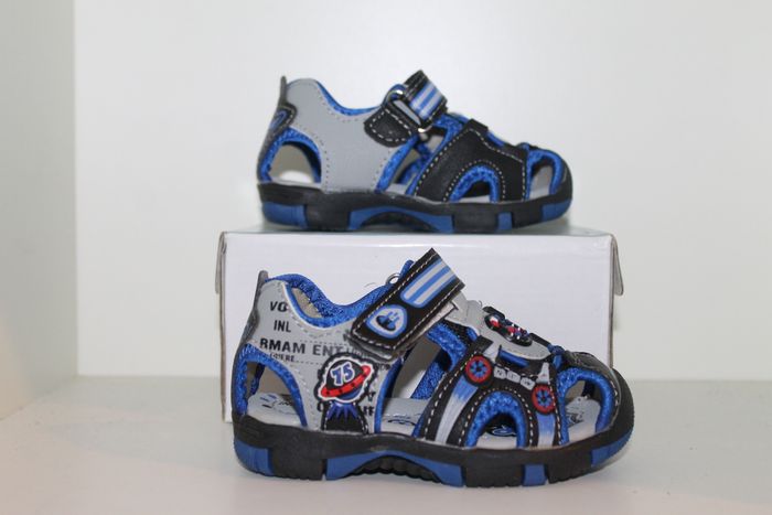 belle sandales noire et bleue 22 - photo numéro 1