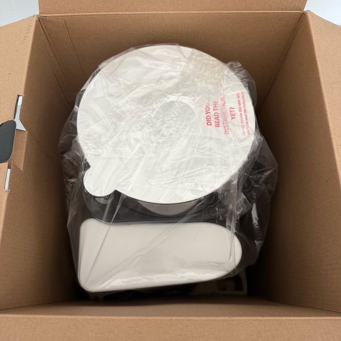 Préparateur de biberon Baby Brezza Formula Pro. Neuf, jamais déballé. - photo numéro 3