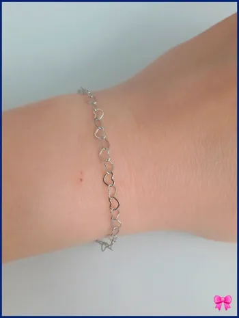 Bracelet argenté brillant - look chic garanti !