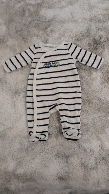 Pyjama Gémo taille 1 mois