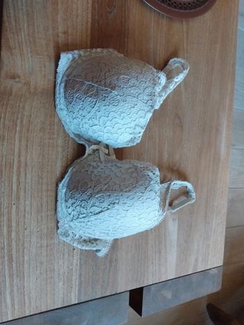 Soutien gorge blanc cassé