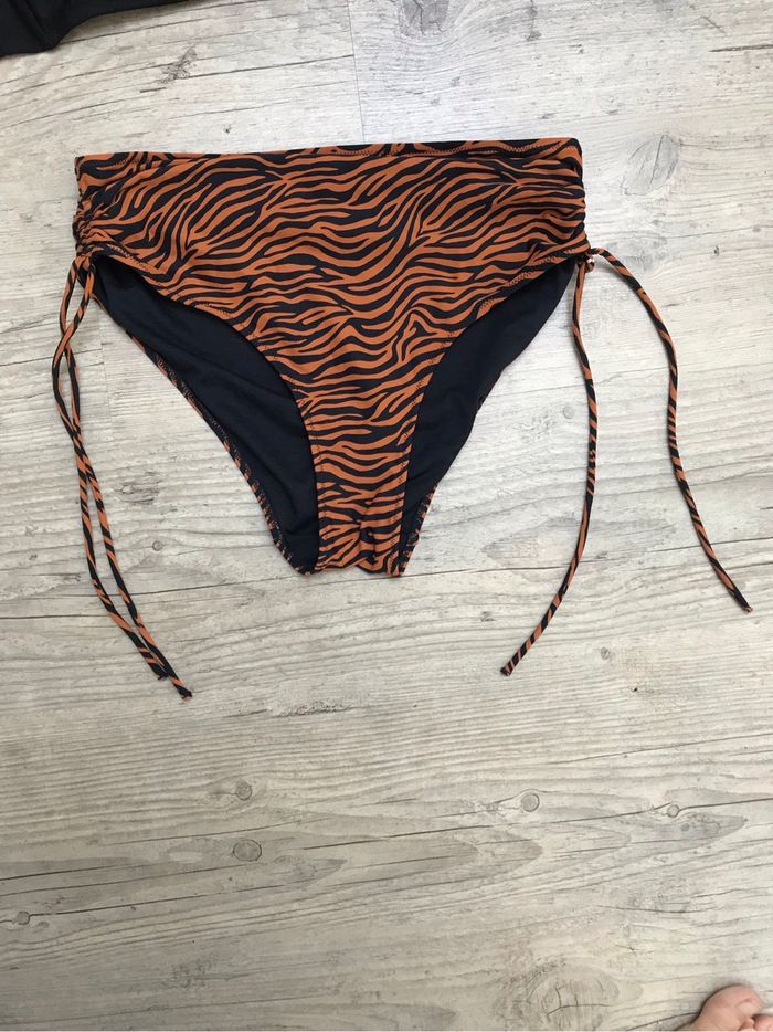 Maillot de bain 2 pièces bikini Taille M 38/40 Bikki beach imprimé tigre ocre noir taille haute - photo numéro 3