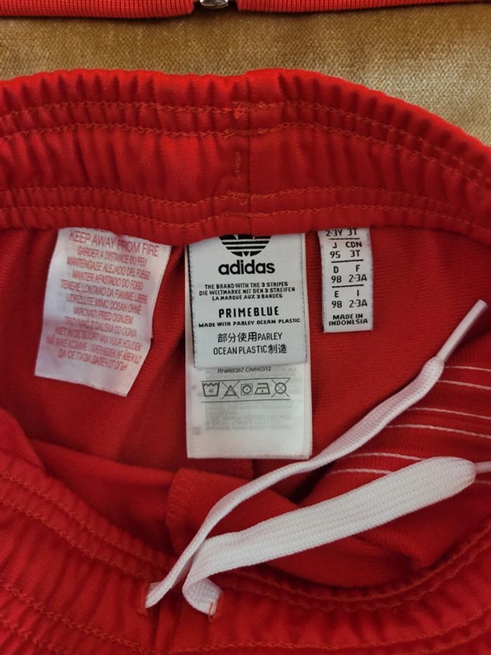 Joli survêtement SST Adidas 2/3 ans - photo numéro 5