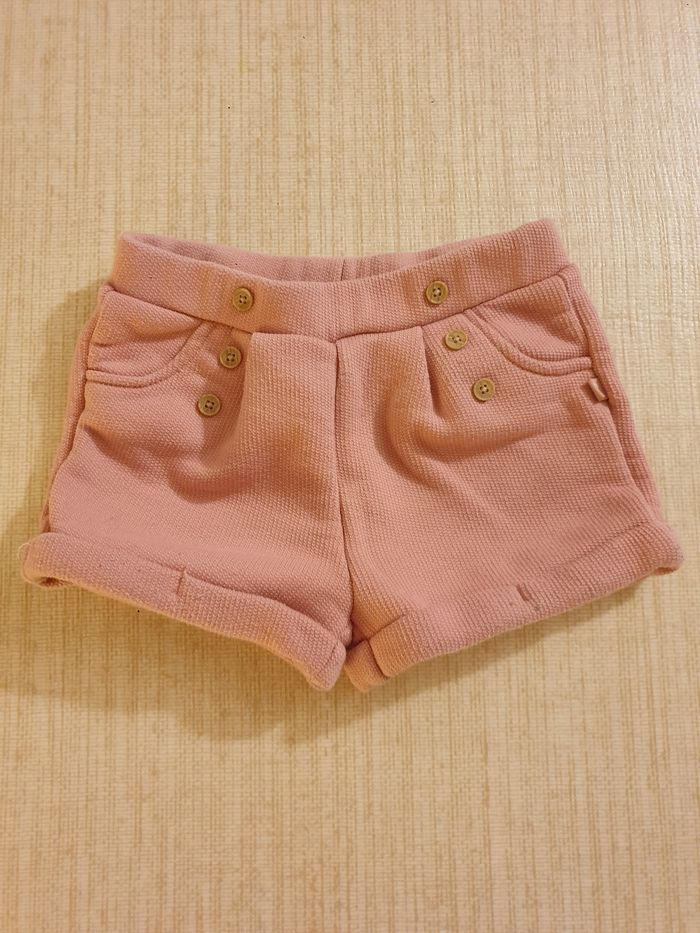 Short d'hiver et pull 12 mois - photo numéro 2
