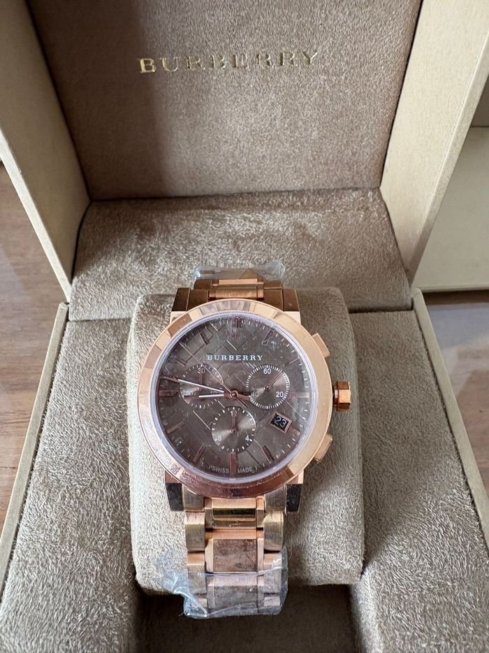Montre Burberry rose gold neuve Authentique BU9754 - photo numéro 3