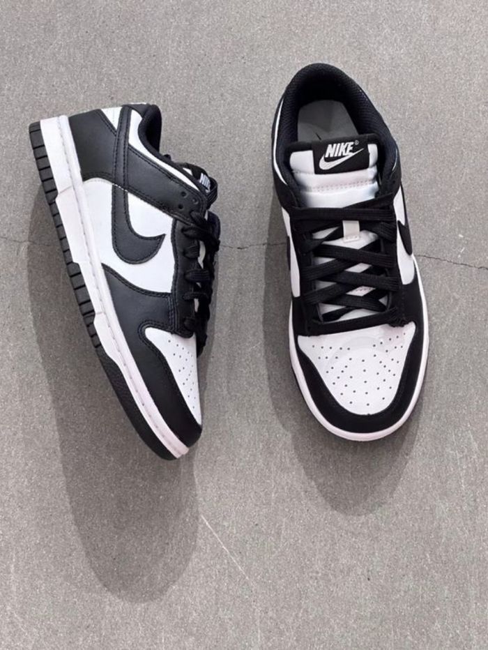 Dunk nike excellent état - photo numéro 3