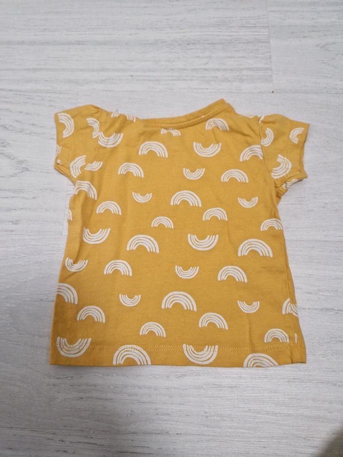T-shirt Primark 12m - photo numéro 3