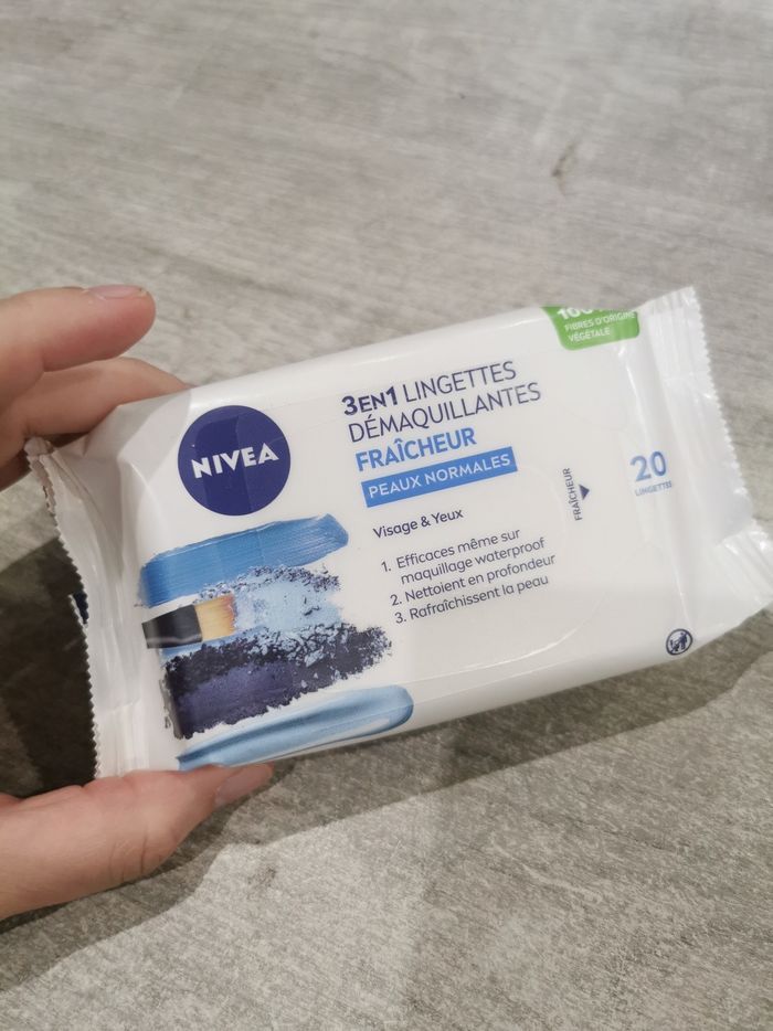 Lingette 3 en 1 démaquillante Nivea