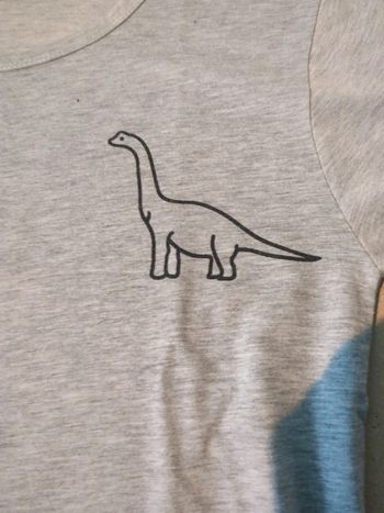 T-shirt imprimé dinosaure