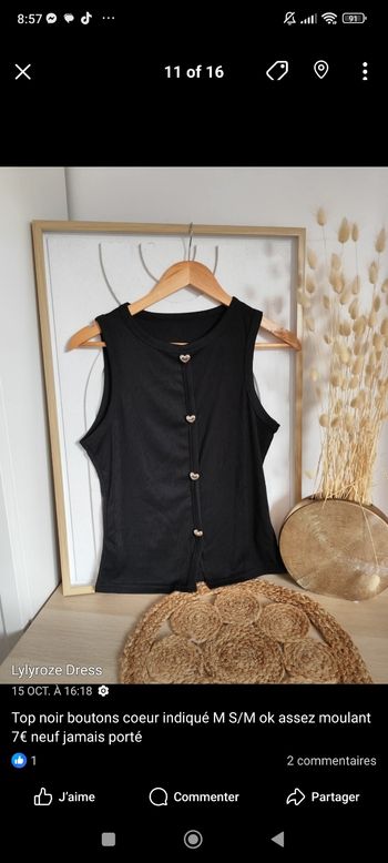 Lot 2 vêtements et jouets peluches