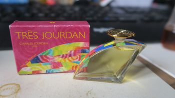 Miniature de parfum Jourdan Très