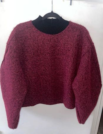 Pull en feutrine manches bouffantes