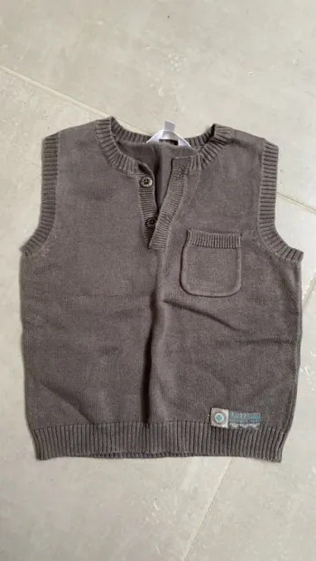 Pull sans manche