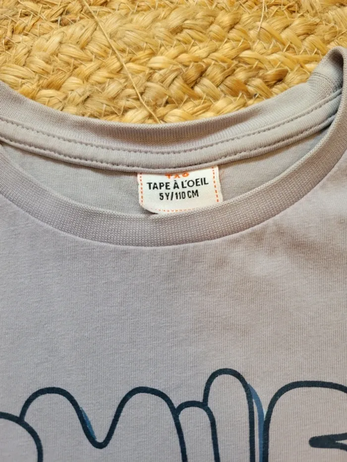 Lot 3 t-shirts 5 ans - photo numéro 6
