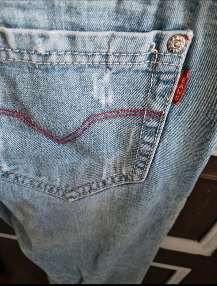 Jeans à trous taille 44 mixte - photo numéro 6