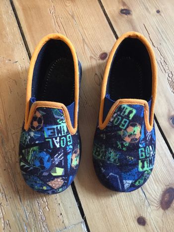 chausson taille 25