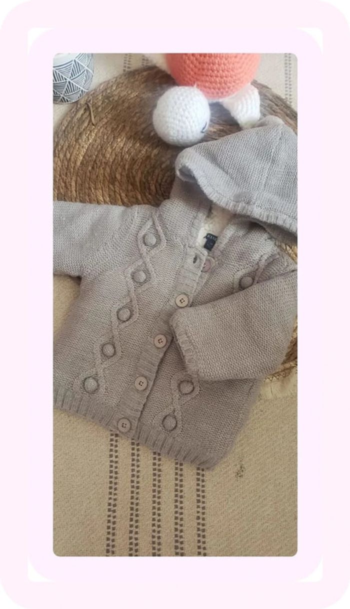 Gilet épais fille 3 mois - photo numéro 2