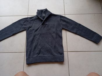Pull garçon 8 ans tape à l'oeil