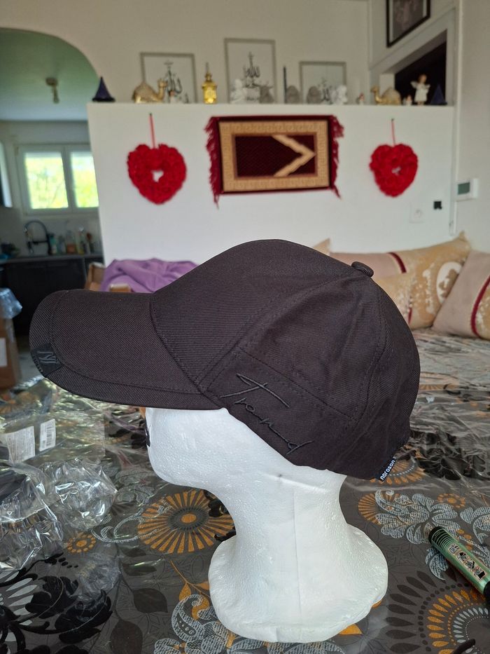 Casquette noir neuve homme prix 1 euro 50 - photo numéro 3