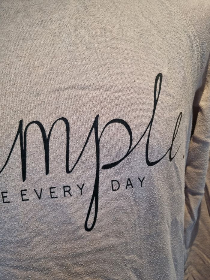 Pull Amisu - photo numéro 2