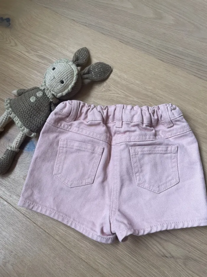 Short Mickey Disney rose 24 mois - photo numéro 2