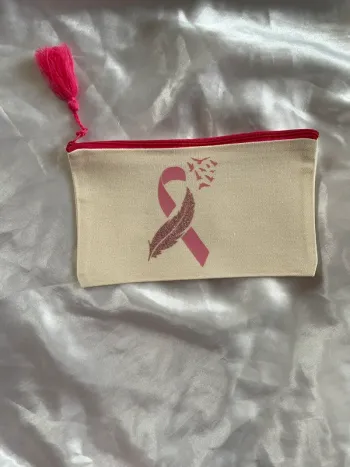 Pochette ruban et plume rose