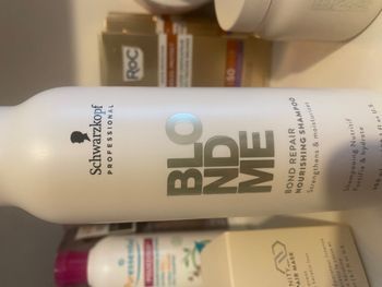 Shampooing blond me Schwarzkopf