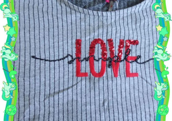 T-shirt épais ou pull fin - photo numéro 2