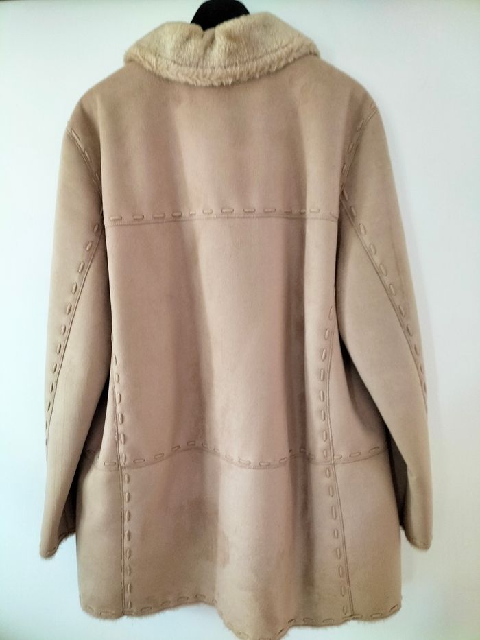 Joli manteau chaud mi-long - photo numéro 4