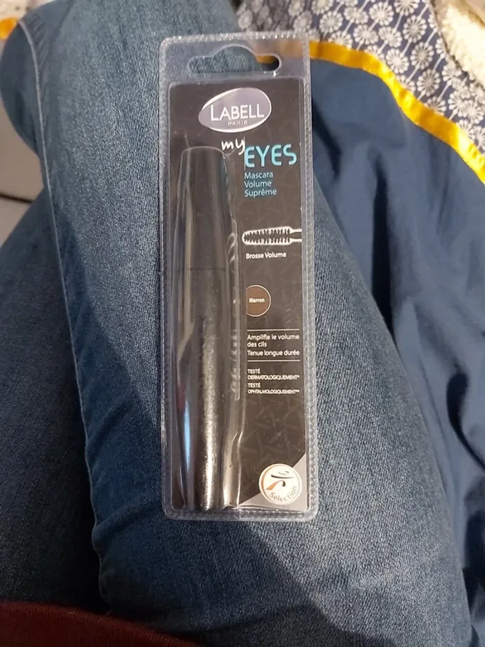 Mascara