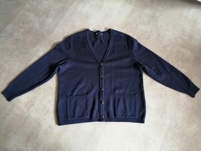 gilet marine taille 38-40 belle qualité - photo numéro 1
