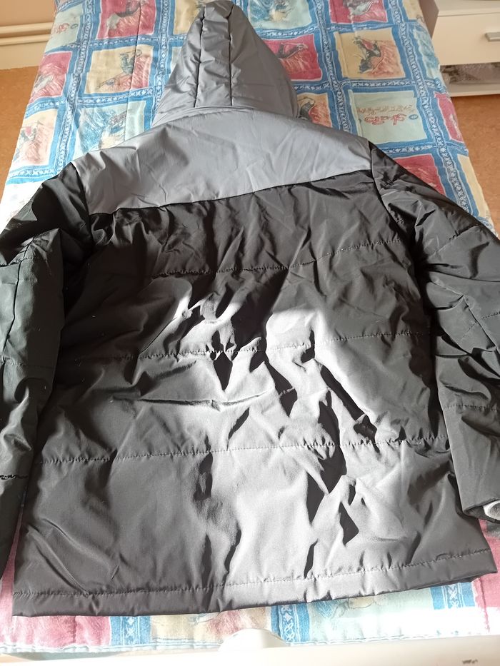 Vetements - photo numéro 2