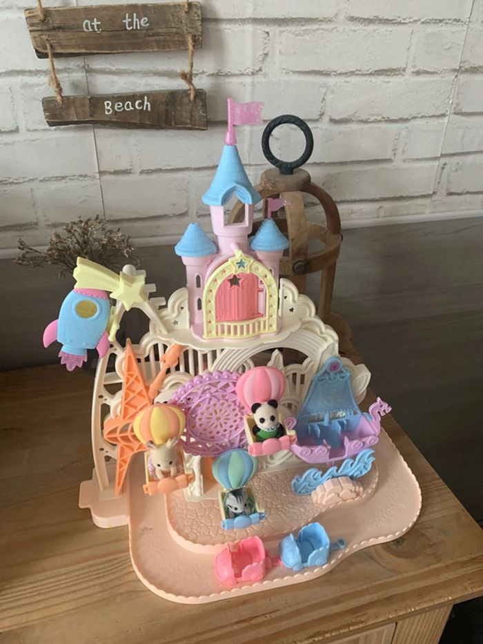 Le manège fête forraine des bébés Sylvanian - photo numéro 3