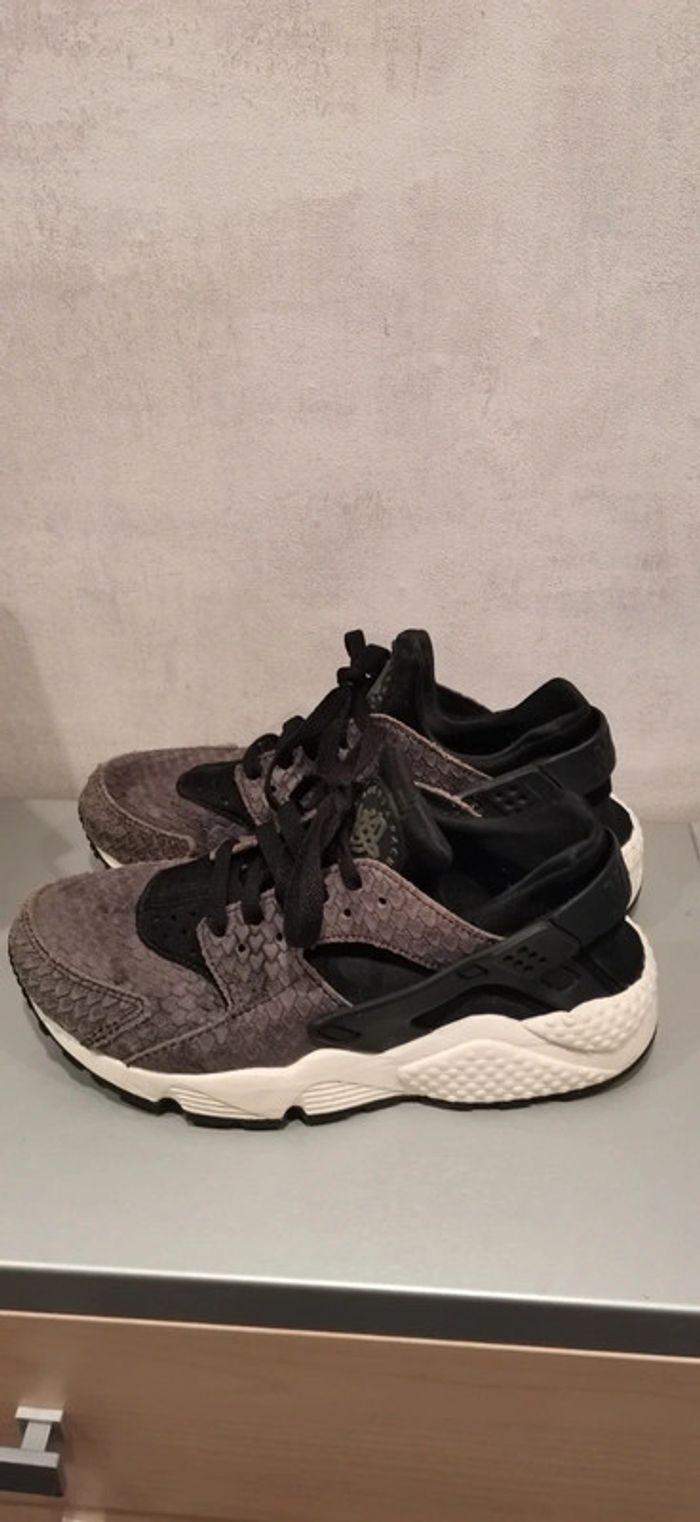 Nike Air Huarache
