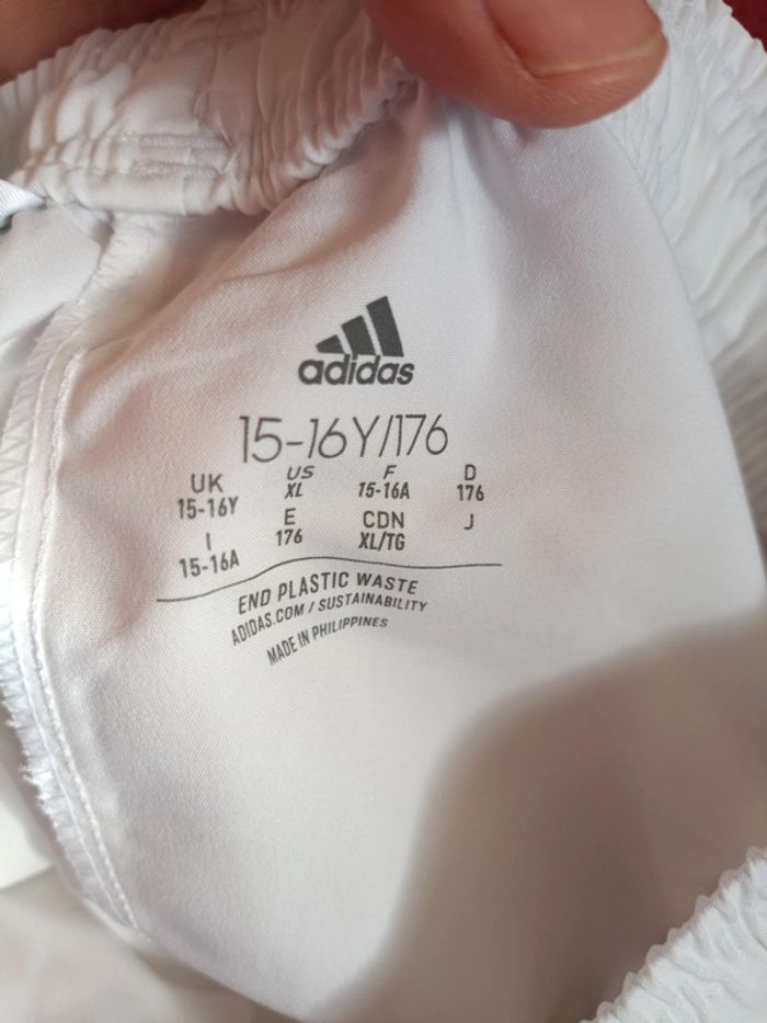 Pantalon de foot Real Madrid, Adidas Authentique Officiel taille enfant 15/16 ans, Neuf - photo numéro 9