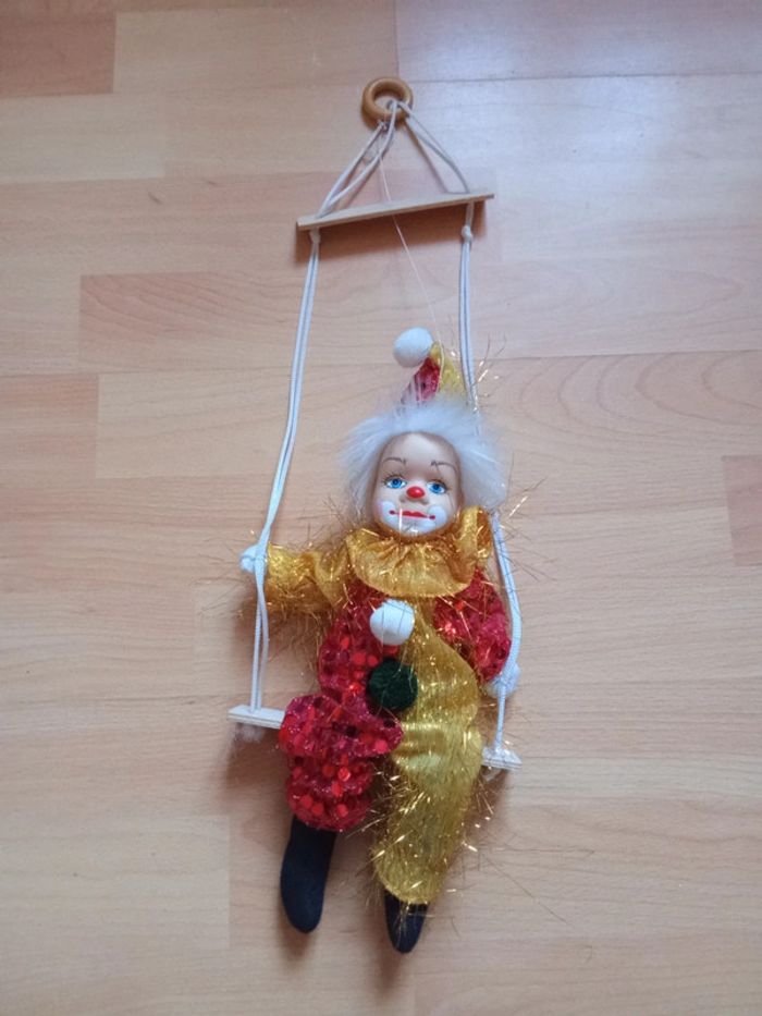 Petit clown a suspendre - photo numéro 4