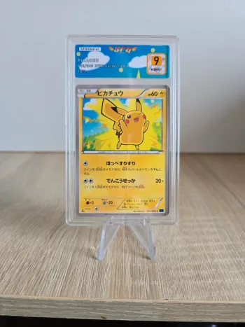 Carte gradée SFG Pikachu 9