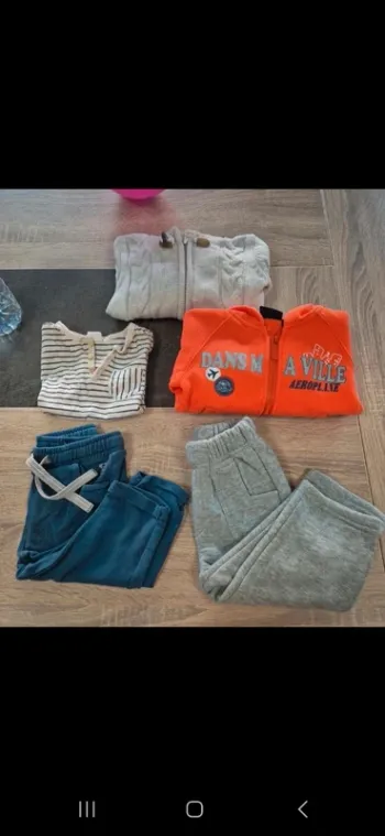Lot de vêtements garçon 12 mois