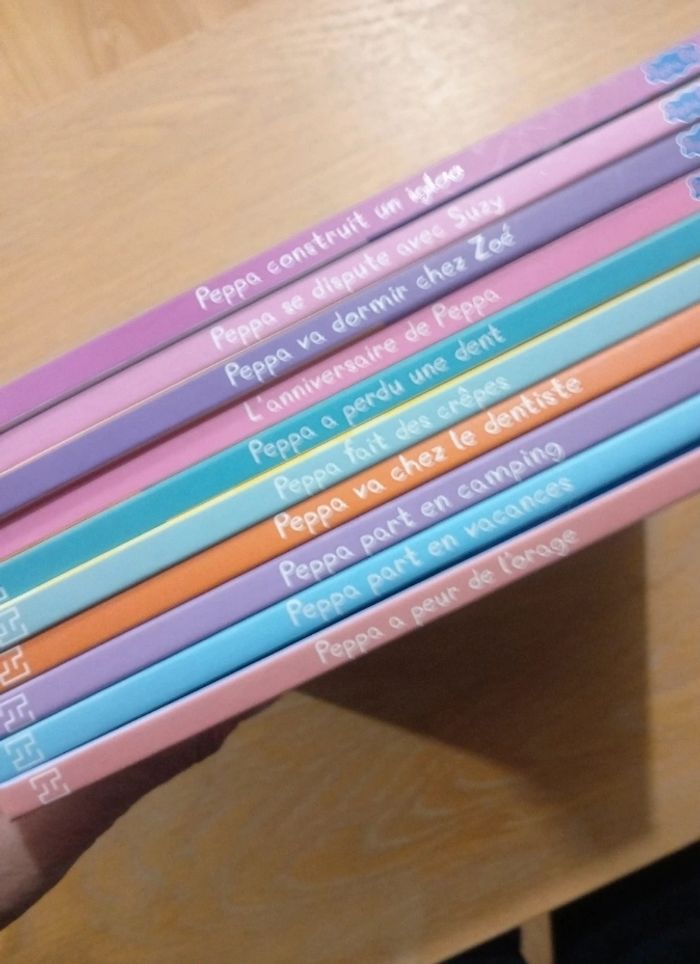 Lot 10 livres Peppa pig - photo numéro 2