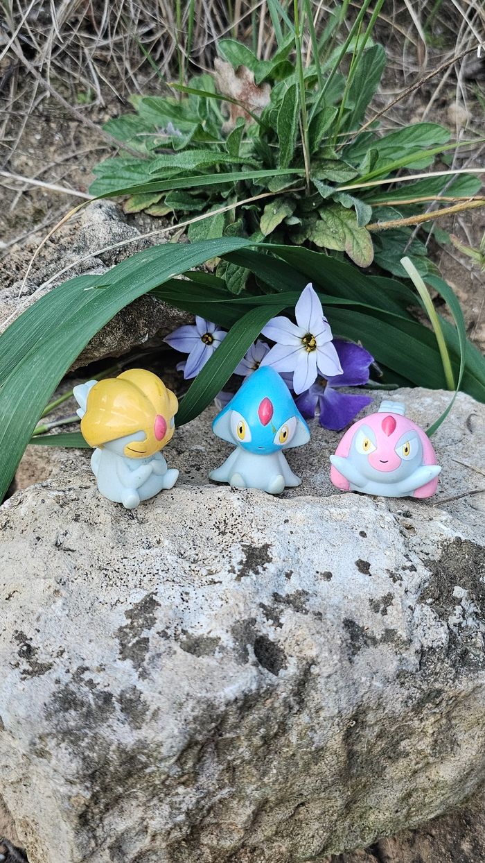 Super figurine Pokemon Nintendo finger puppet évolution crefadet Crefollet Crehelf - photo numéro 2