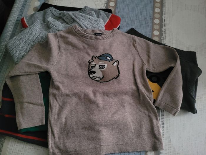 Vend lot pull garçon 5ans - photo numéro 2