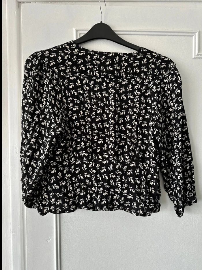 Blouse courte manches 3/4 fleurie noir blanc taille M Mango - photo numéro 5