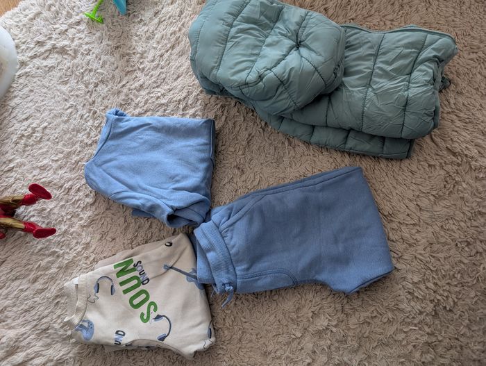 Ensemble jogging orchestra  en parfait état