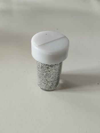 1 pot saupoudreur de paillettes diamantine argent