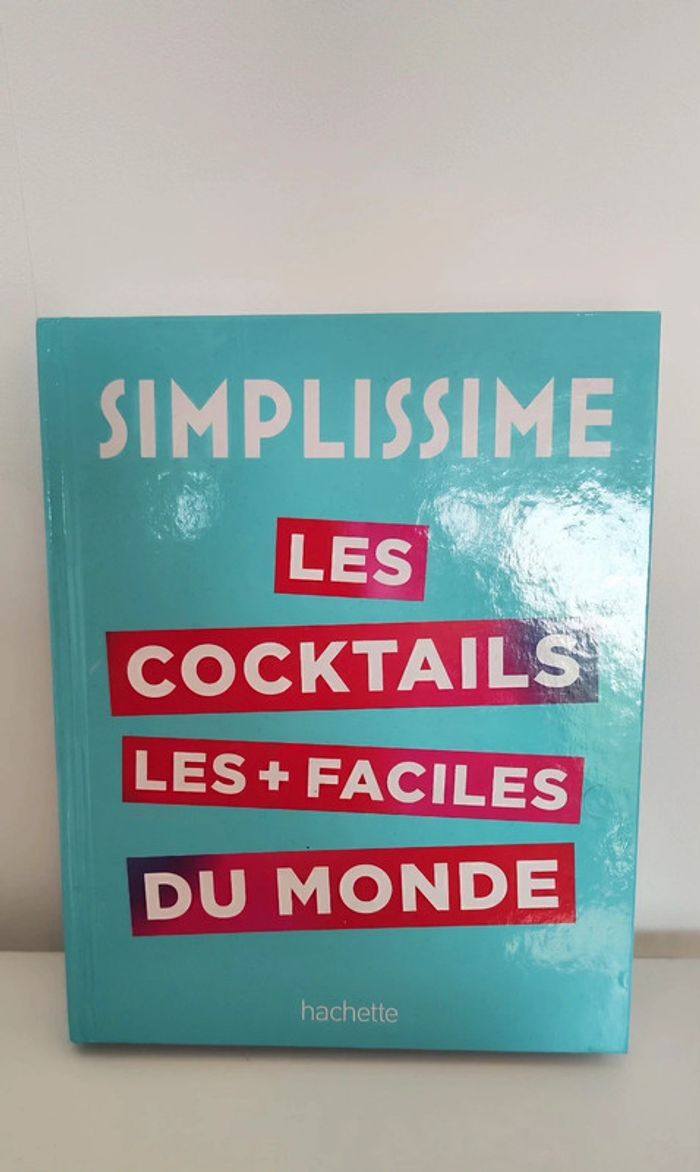 Livre "Les cocktails les + faciles du monde" Simplissime"