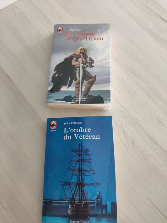Lot deux livres jeunesse Failler l'ombre du vétéran seigneur de l'île Tristan Castor poche senior